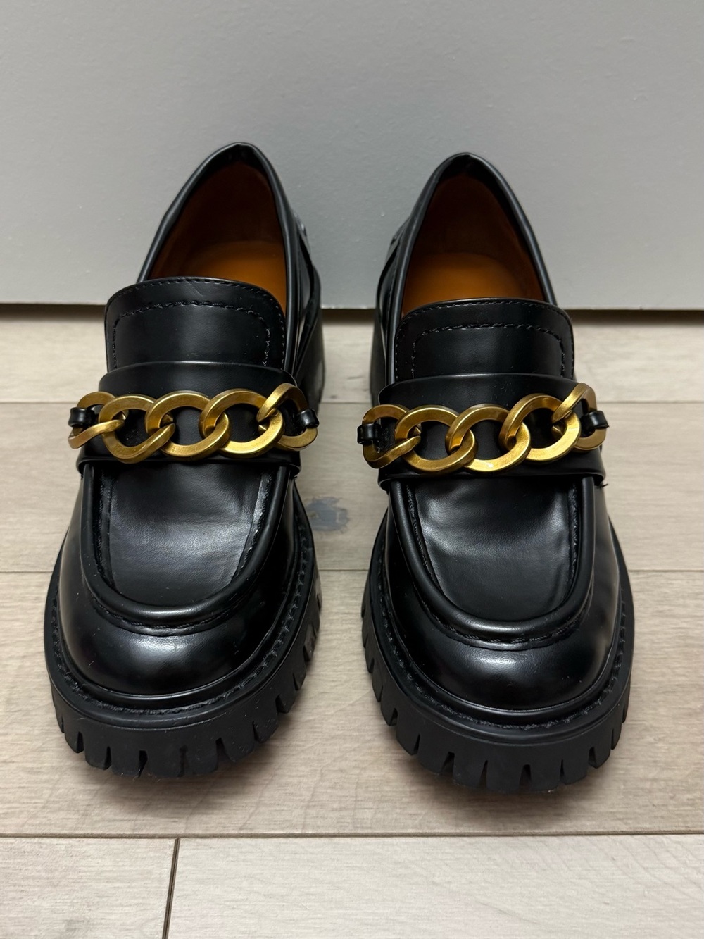 Zara gold chain detail lug sole heeled loafers,size 6